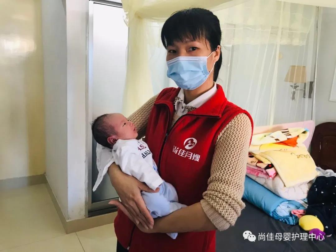 尚佳專業(yè)月嫂丨預(yù)防丨乳腺炎，怎么辦？